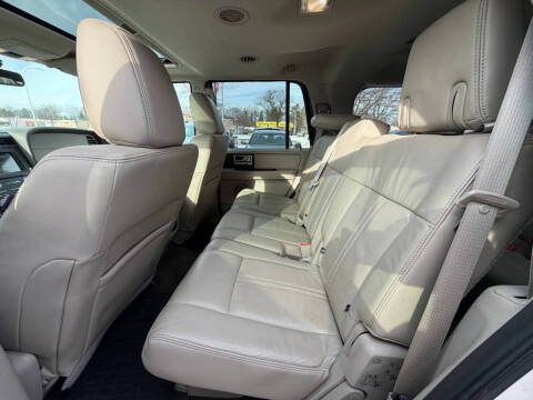 2016 Lincoln Navigator Select