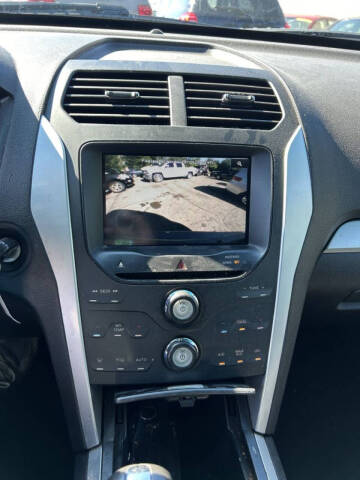 2011 Ford Explorer XLT