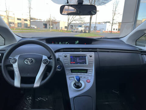 2013 Toyota Prius Two