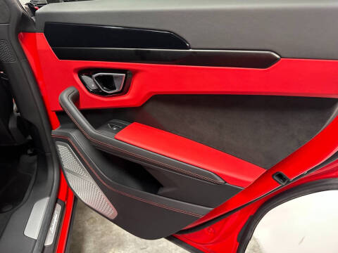 2022 Lamborghini Urus