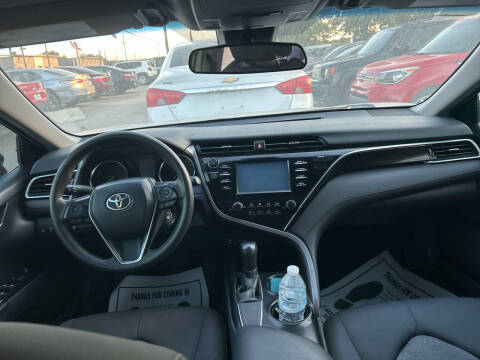 2018 Toyota Camry LE