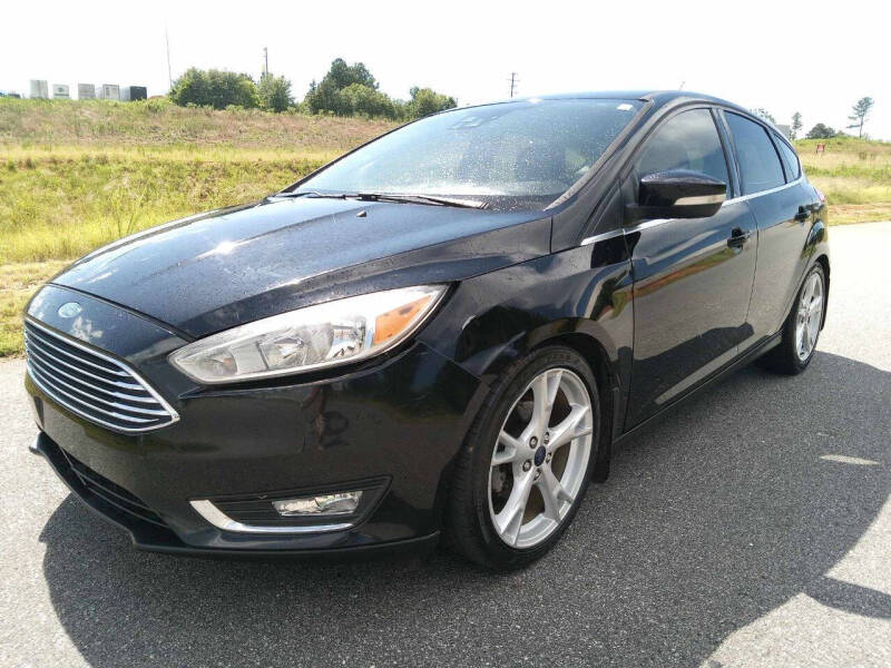 2016 Ford Focus Titanium's photo