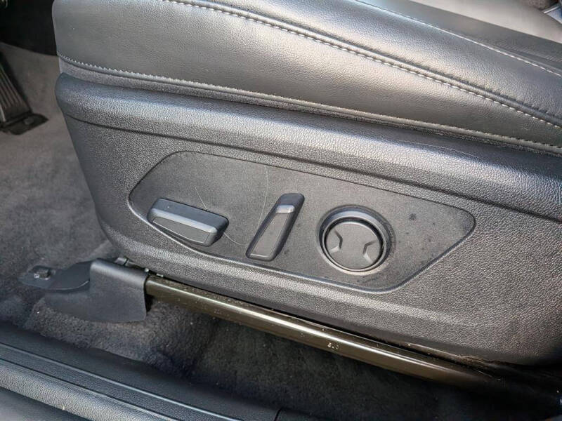 2022 Kia Sorento X-Line EX