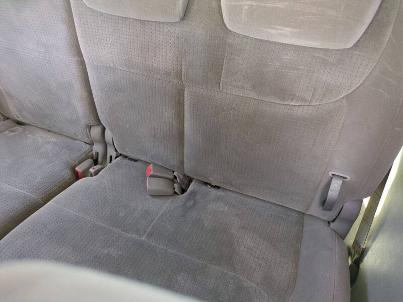 2007 Toyota Sienna LE photo 7