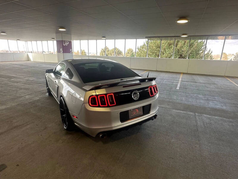 2014 Ford Mustang GT Premium