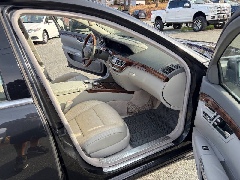 2011 Mercedes-Benz S-Class S 550