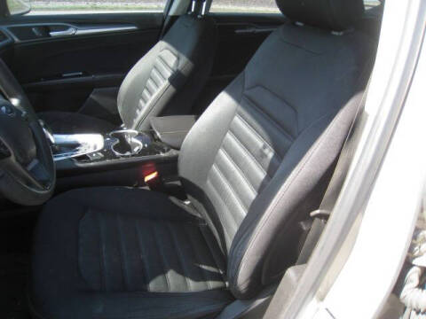 2015 Ford Fusion Hybrid SE