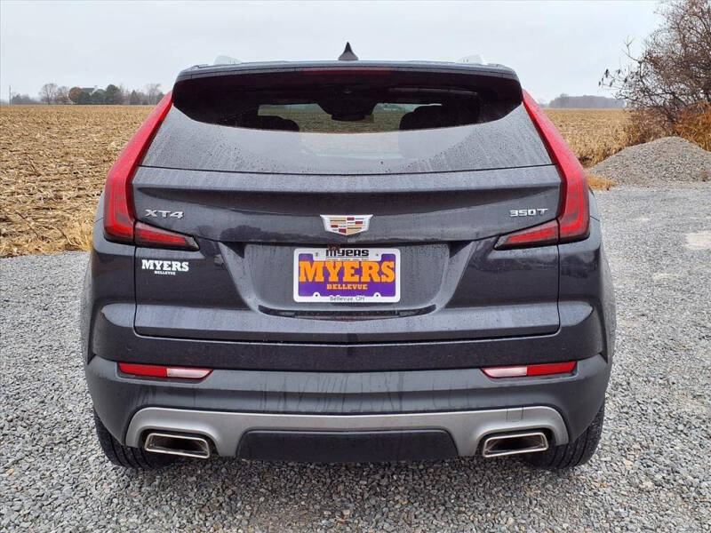 2023 Cadillac XT4 Premium Luxury