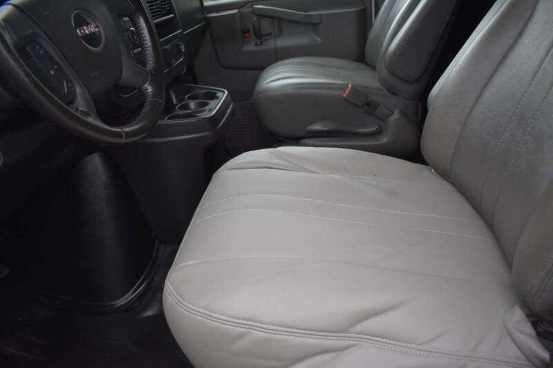 2021 GMC Savana 2500