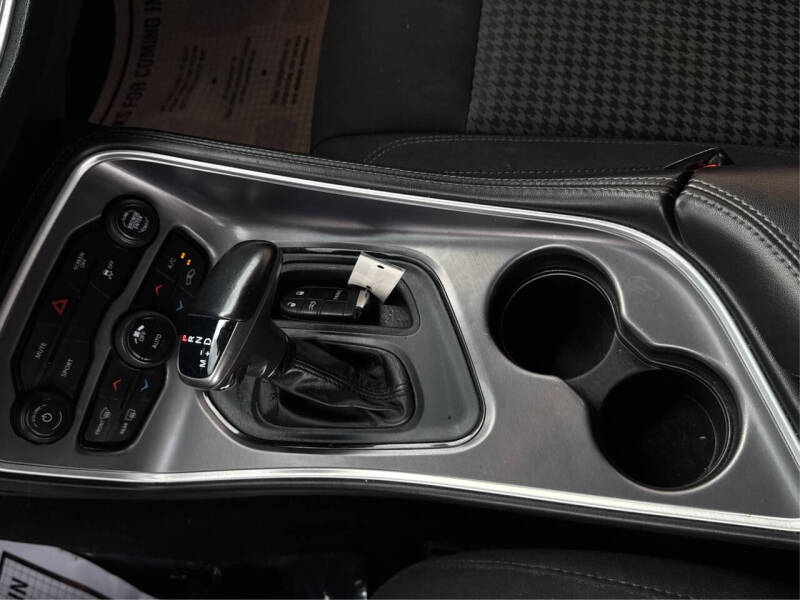 2020 Dodge Challenger SXT