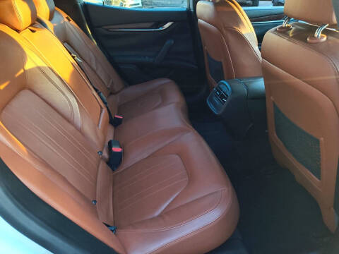 2017 Maserati Ghibli