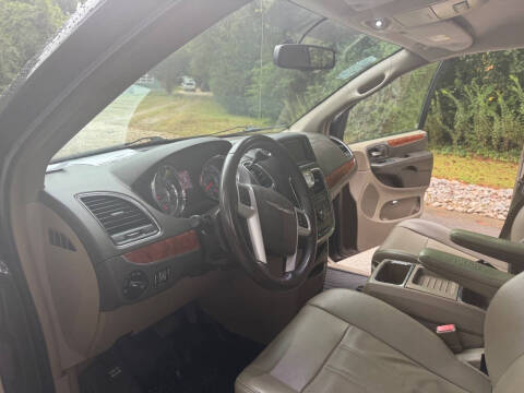 2015 Chrysler Town and Country Touring