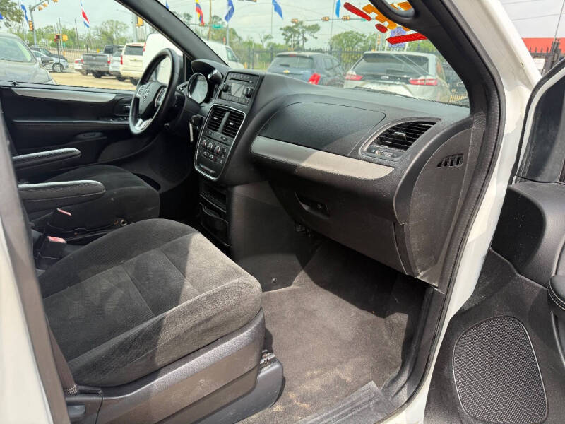 2015 Dodge Grand Caravan SE