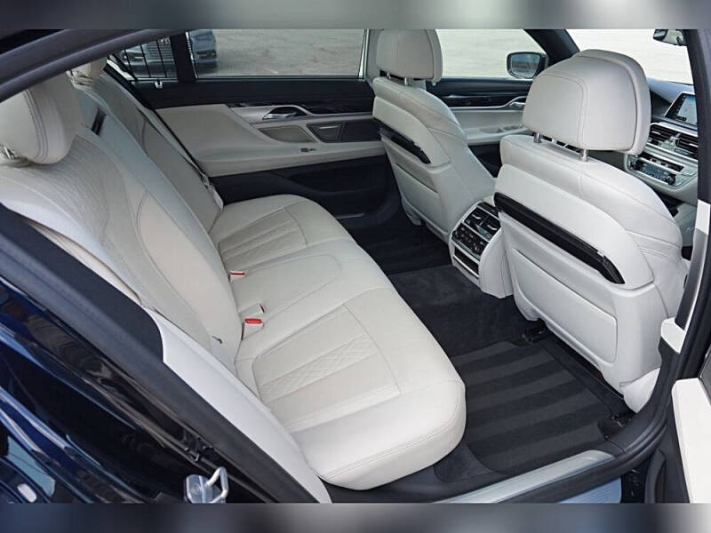 2019 BMW 7 Series 750i