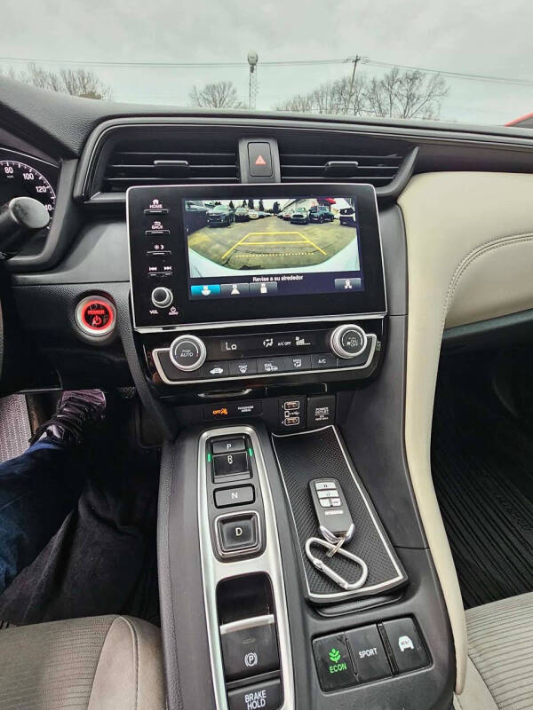 2022 Honda Insight EX