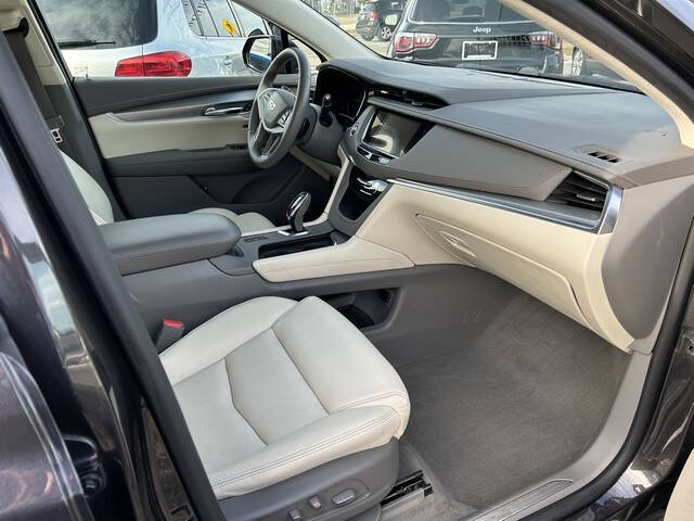 2017 Cadillac XT5 Luxury