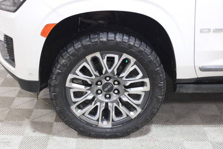 2023 GMC Yukon Denali Ultimate