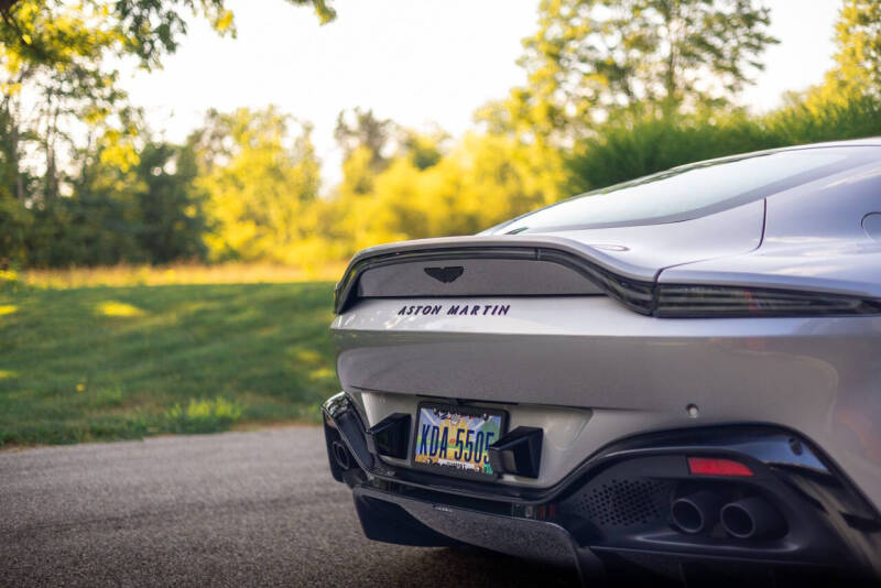 2023 Aston Martin Vantage