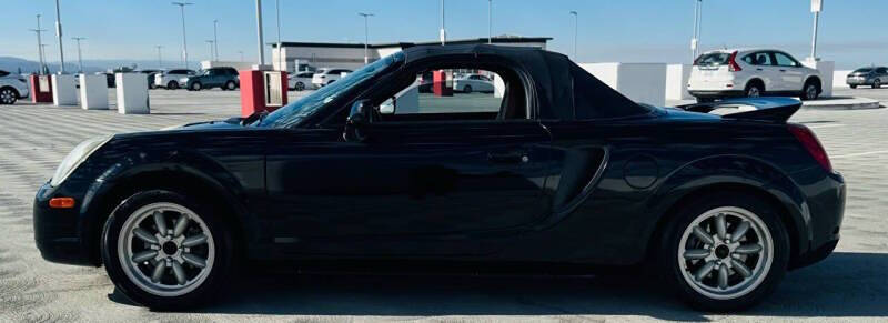 2002 Toyota MR2 Spyder