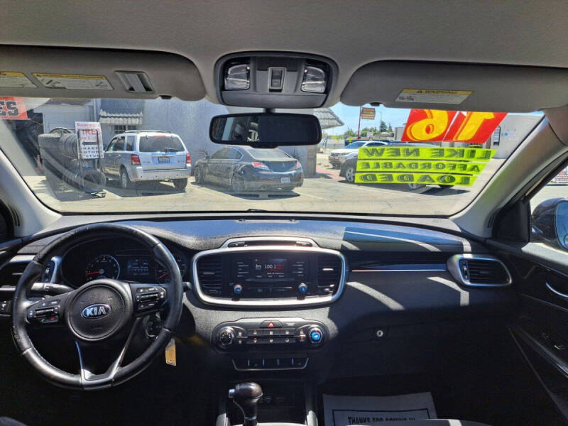 2016 Kia Sorento LX V6