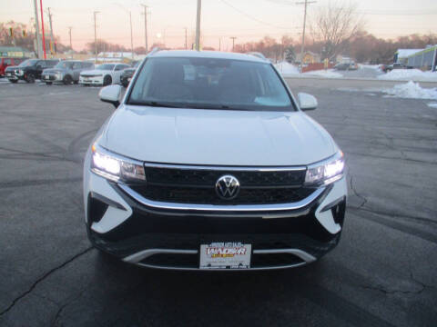 2023 Volkswagen Taos SE 4Motion