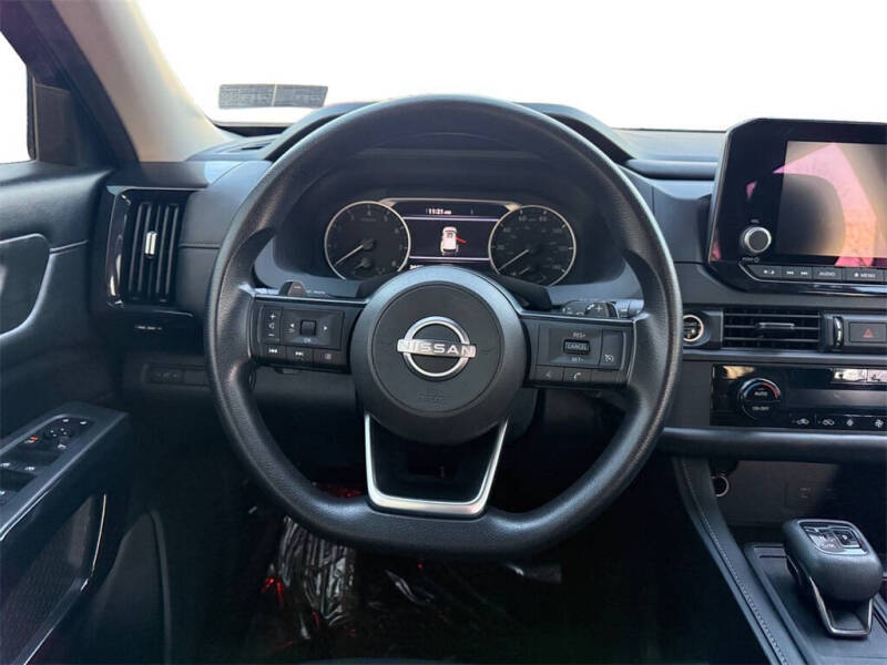 2024 Nissan Pathfinder S