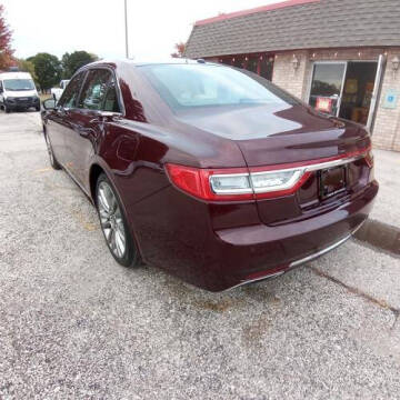 2017 Lincoln Continental Select