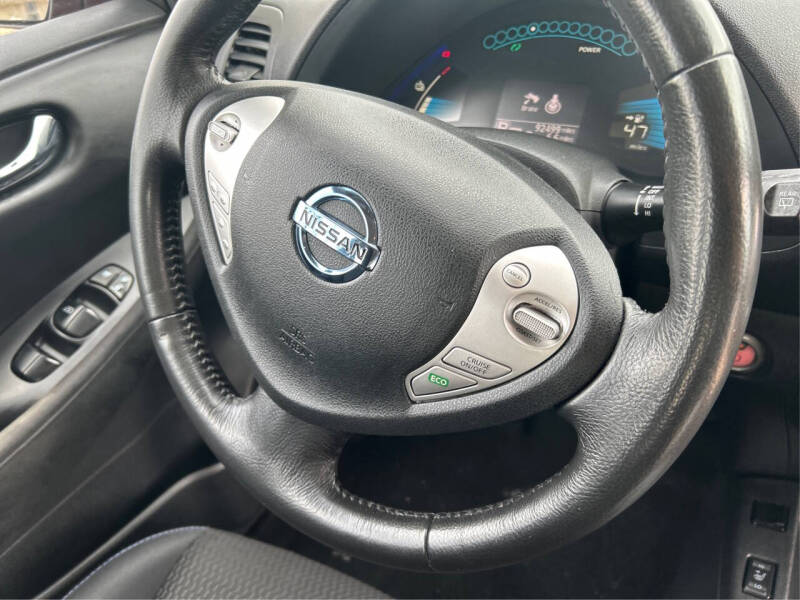2015 Nissan LEAF