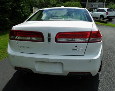 2011 Lincoln MKZ