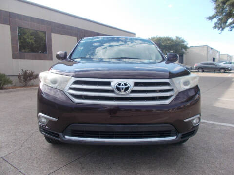 2011 Toyota Highlander for sale at ACH AutoHaus in Dallas TX