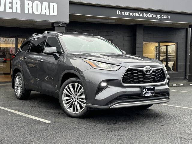 2022 Toyota Highlander Platinum
