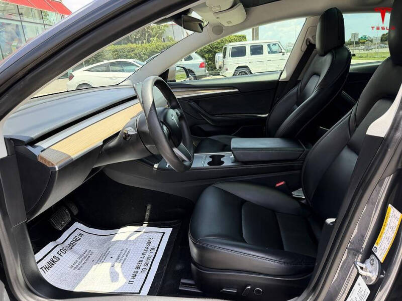 2021 Tesla Model 3 Standard Range Plus