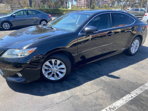 2013 Lexus ES 300h