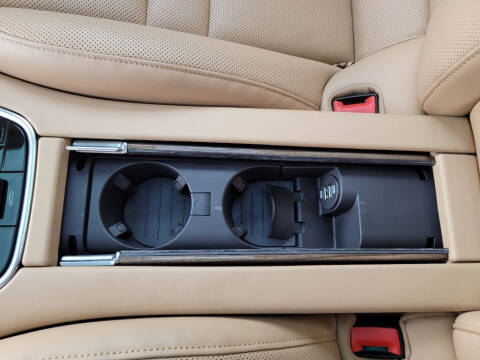 2017 Porsche Panamera Turbo