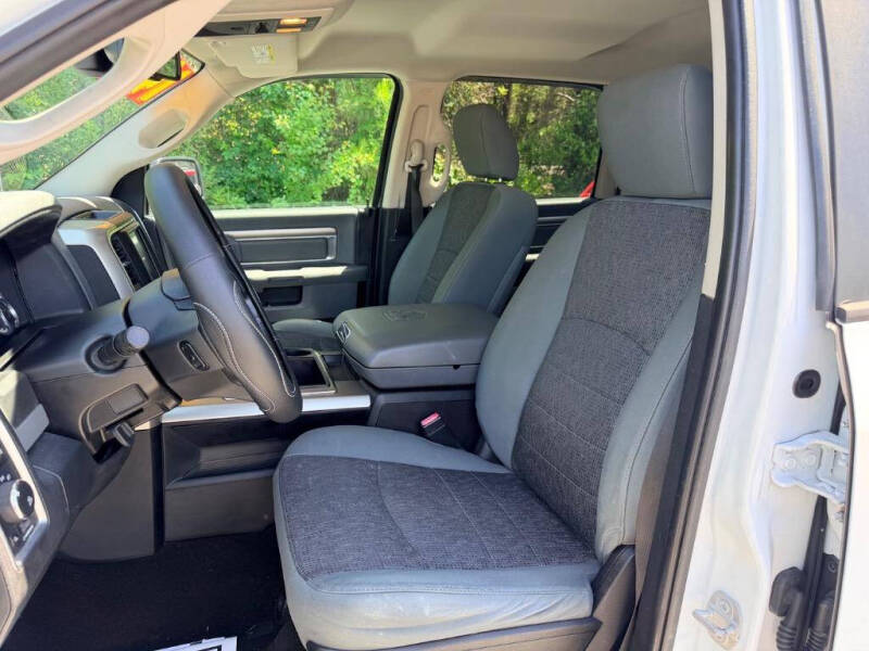 2015 RAM 1500 SLT