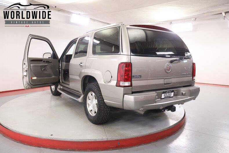 2003 Cadillac Escalade