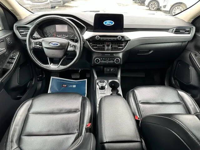 2020 Ford Escape SEL