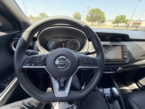 2020 Nissan Kicks SR
