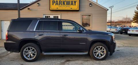 2015 GMC Yukon for sale at Parkway Motors in Springfield IL