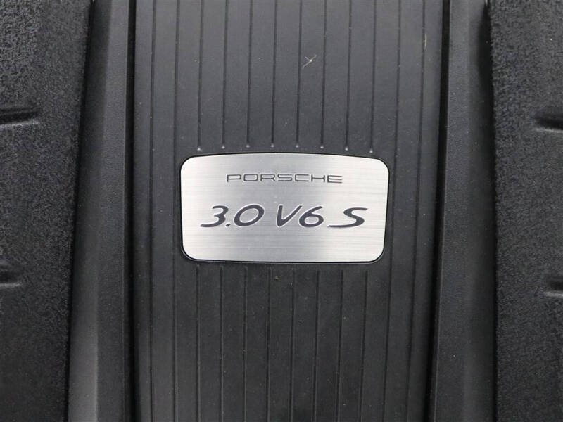 2020 Porsche Macan S