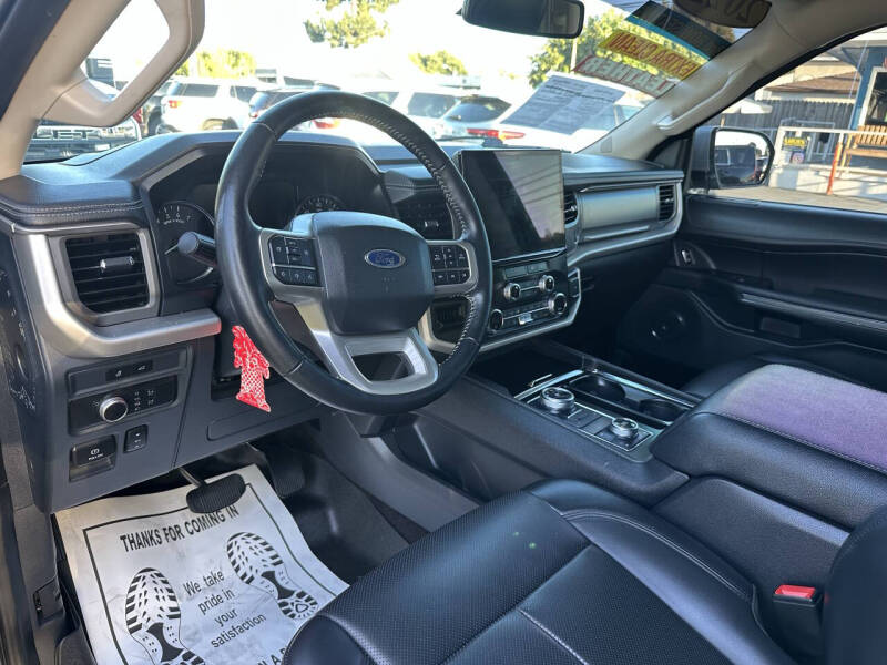 2022 Ford Expedition MAX XLT