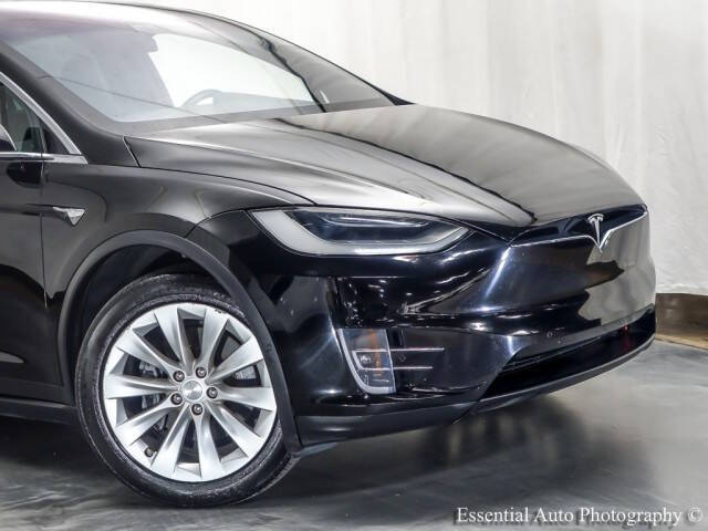 2019 Tesla Model X Standard Range