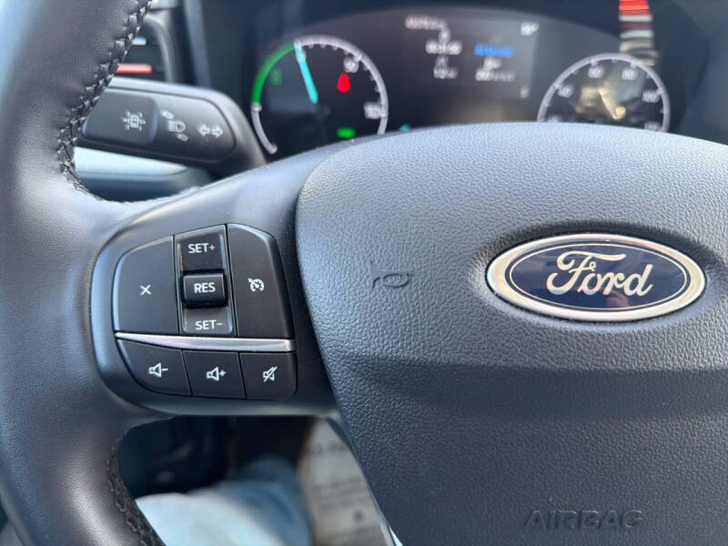 2024 Ford Maverick XLT
