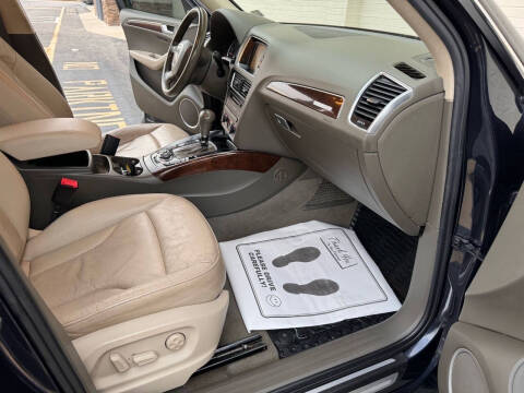 2012 Audi Q5 3.2 quattro Premium Plus