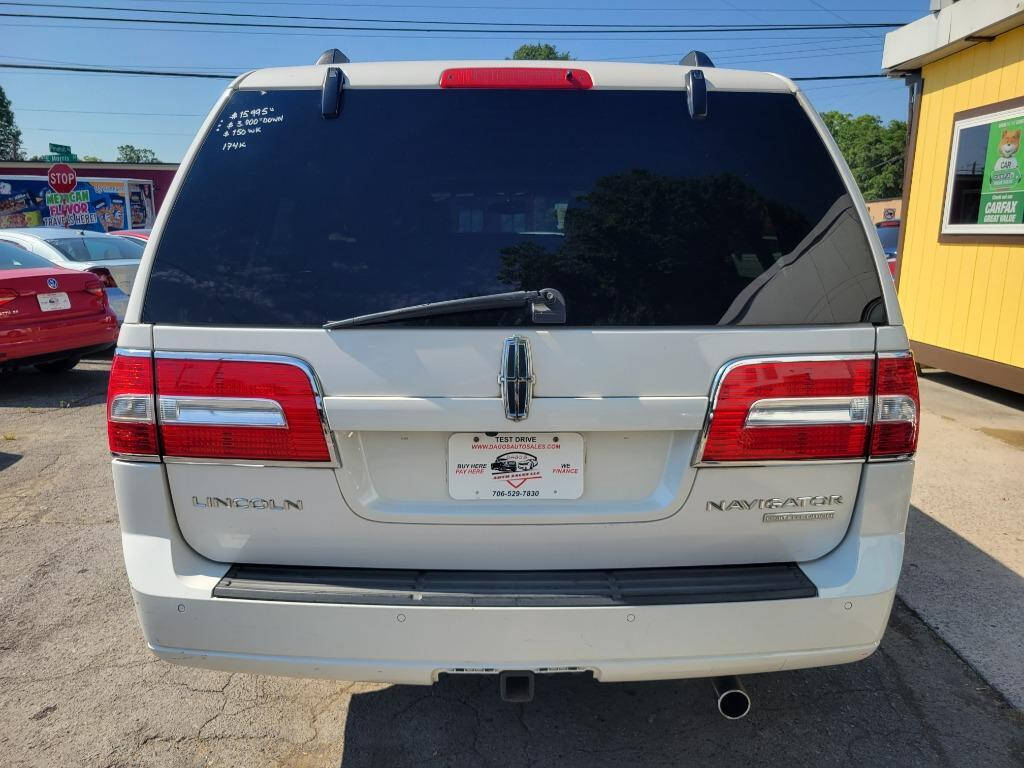 2013 Lincoln Navigator L for sale at DAGO'S AUTO SALES LLC in Dalton, GA