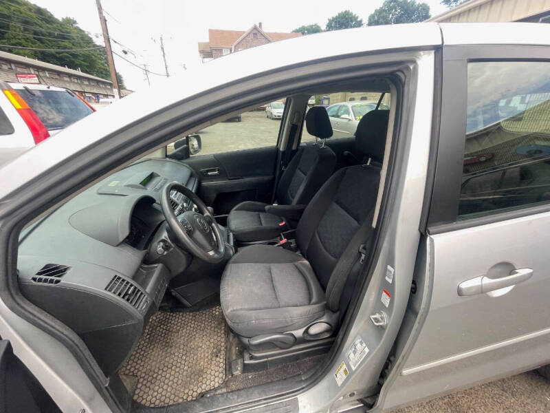 2009 Mazda MAZDA5 Sport