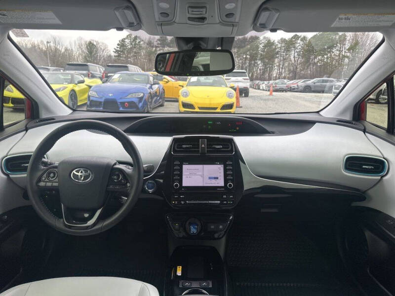 2022 Toyota Prius XLE