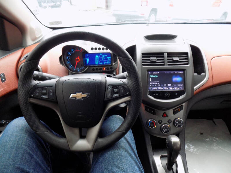 2014 Chevrolet Sonic LT Auto