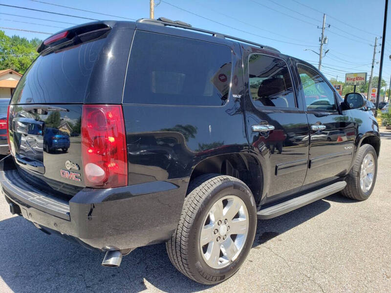 2011 GMC Yukon SLT