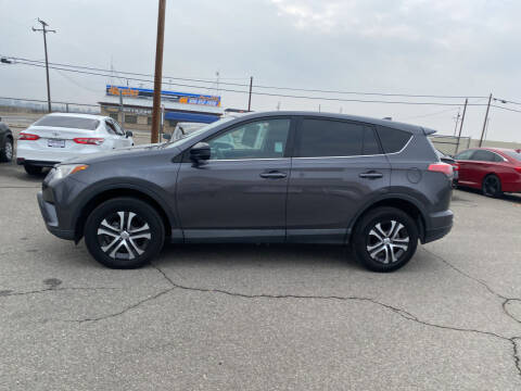 2018 Toyota RAV4 for sale at First Choice Auto Sales in Bakersfield CA